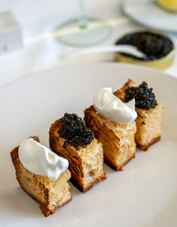 Elaboración gourmet servida en evento